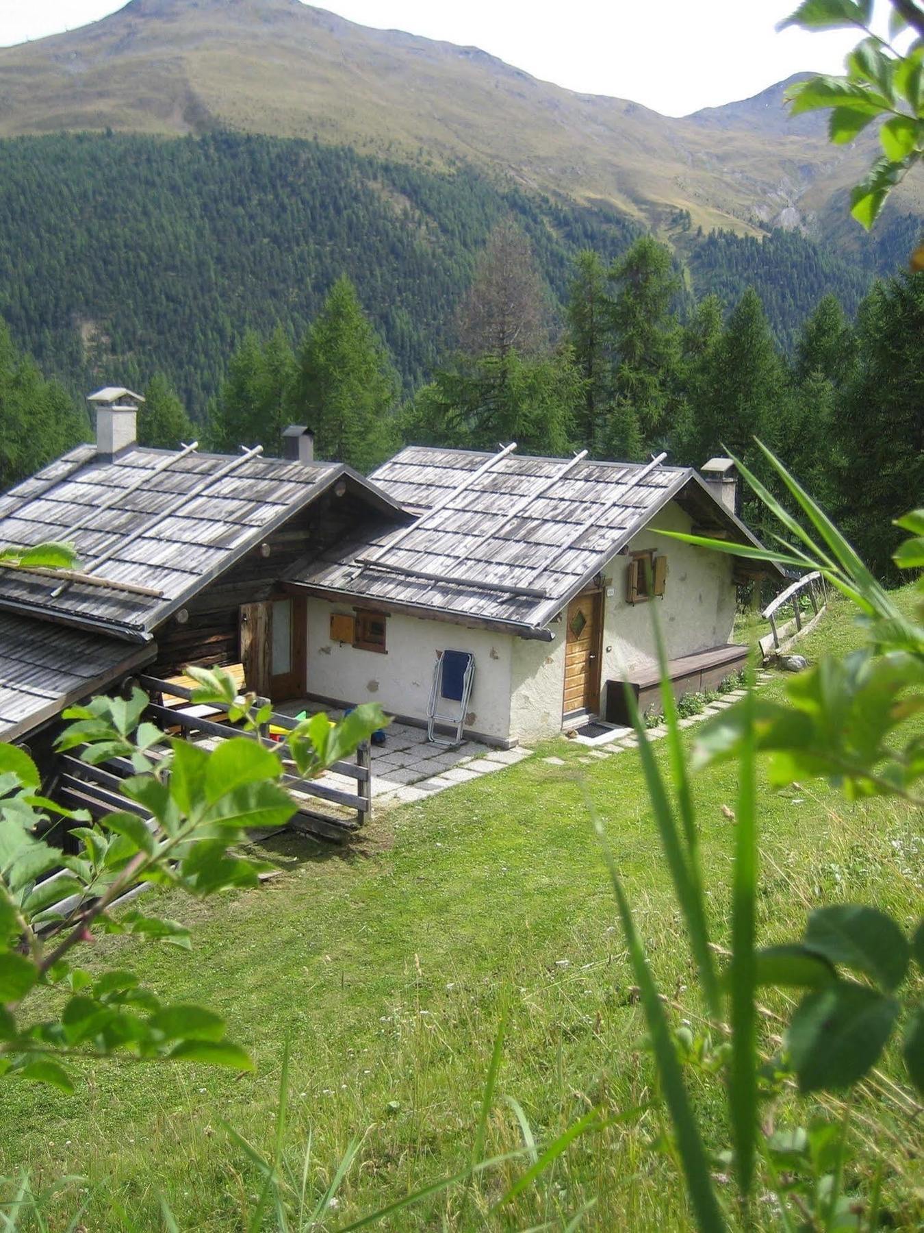 Baita Hanzel & Gretel By Livigno Accomodation