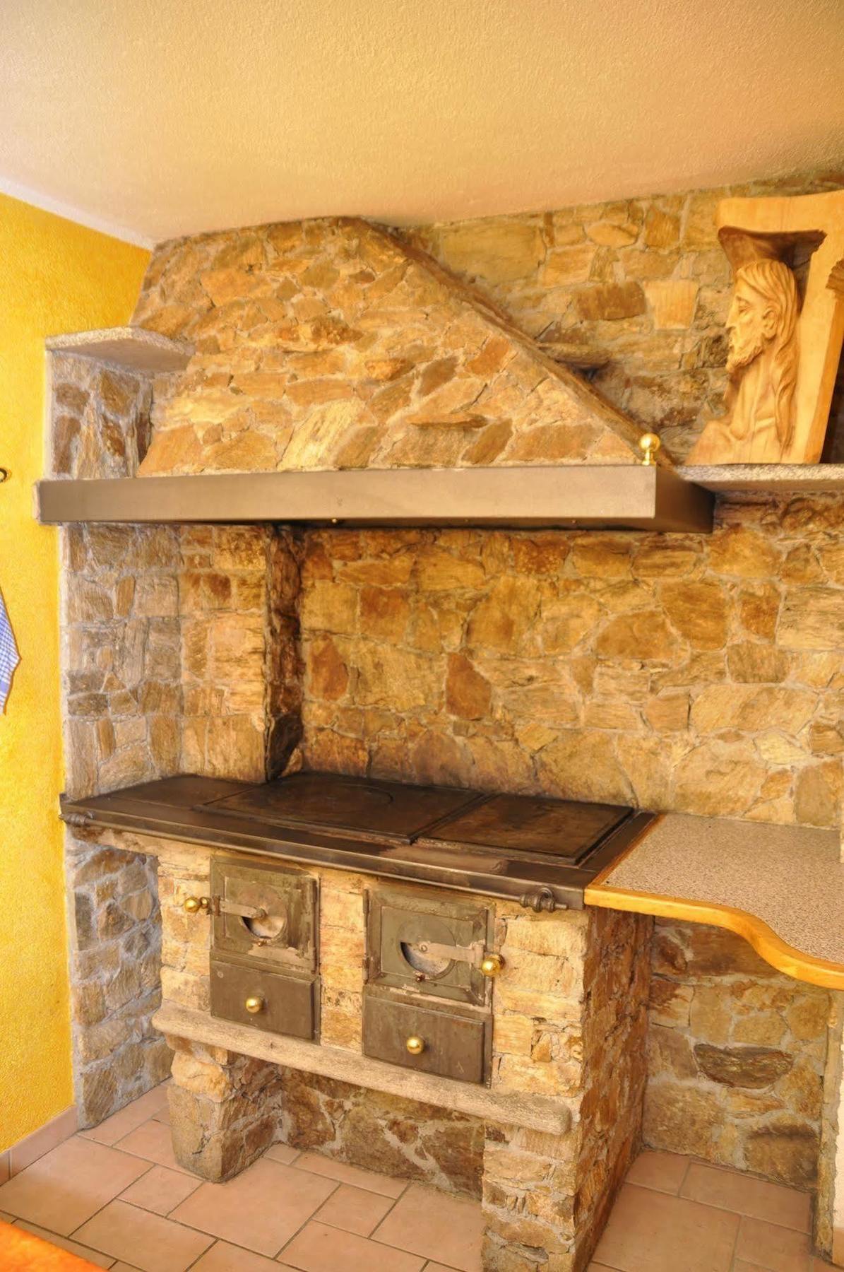 Baita Hanzel & Gretel By Livigno Accomodation Chalet *